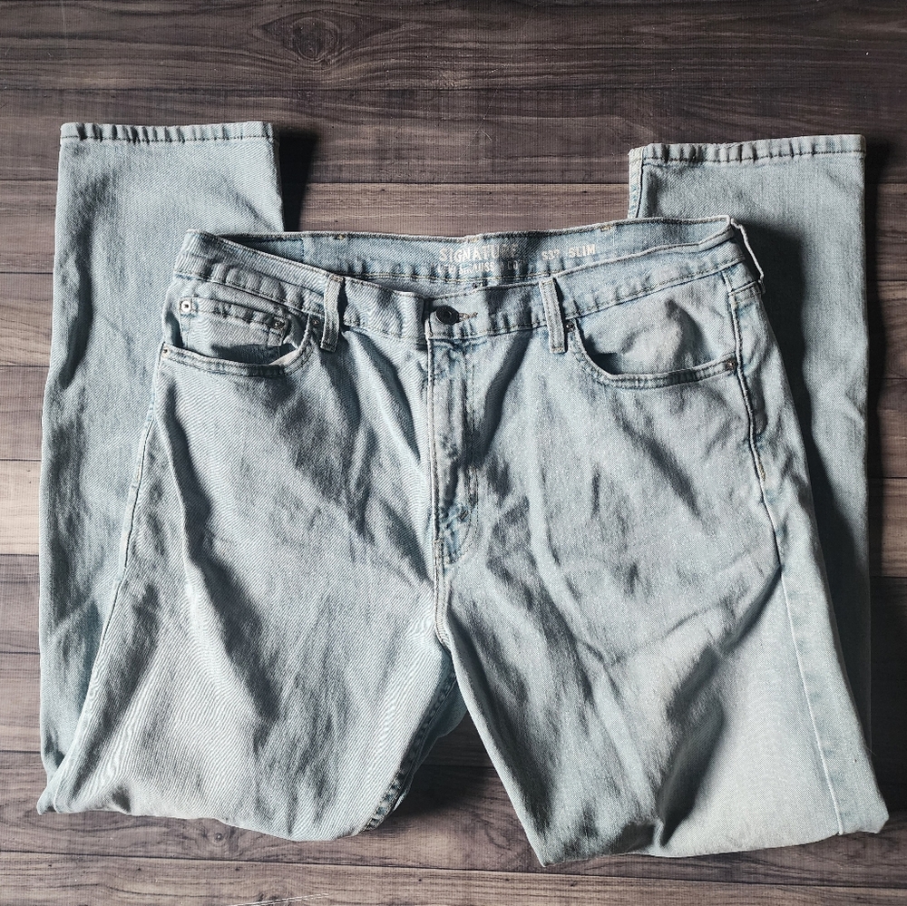 Levi Strauss light colored jeans 37 slim